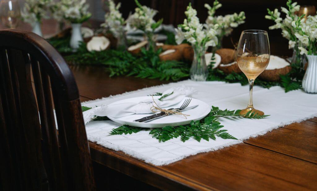 modern farmhouse dining tables